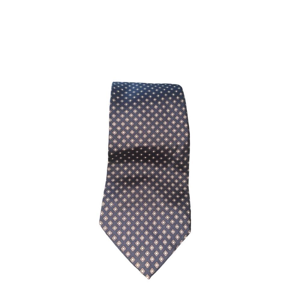 ✨Orbach’s Triangle Pattern All Silk Tie✨